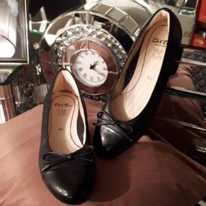 ARA Women's Black Belinda Leather Flats